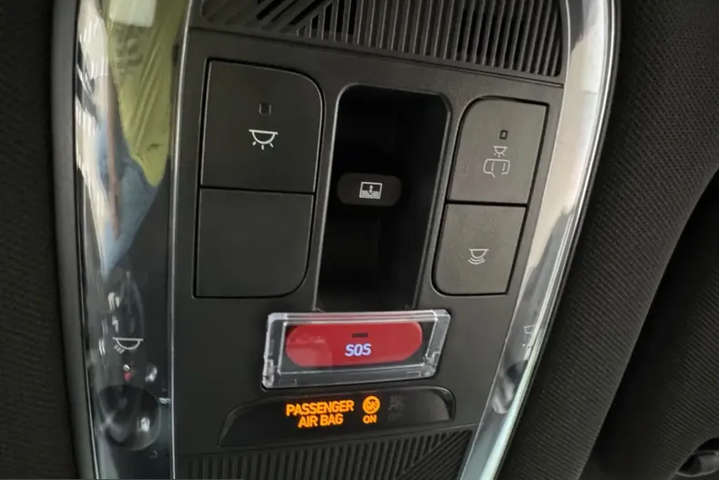 Hyundai IONIQ 5 din 2025 cu 4.459 km - oferta HYU231103 - foto 33