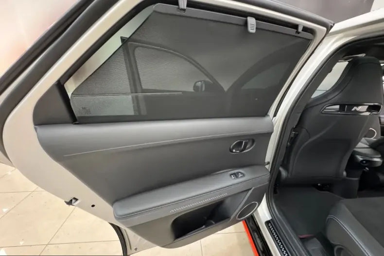 Hyundai IONIQ 5 din 2025 cu 4.459 km - oferta HYU231103 - foto 45