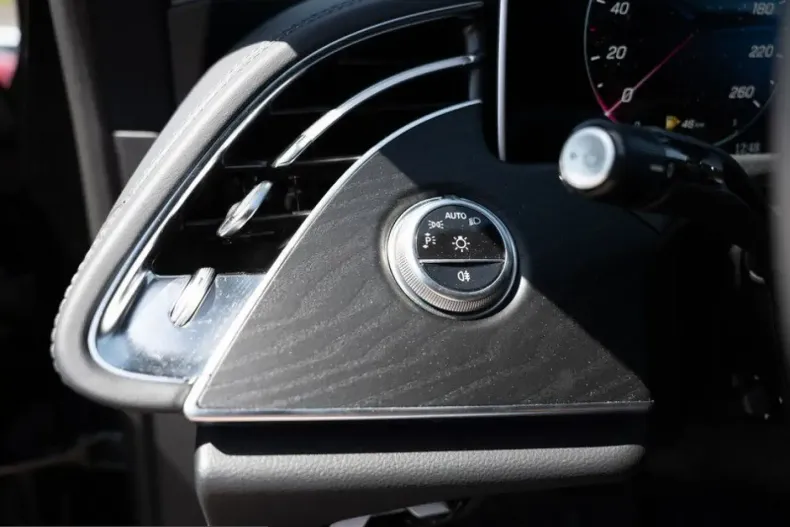 Mercedes-Benz E 450 (Clasa E) din 2025 cu 25.409 km - oferta MER231104 - foto 17