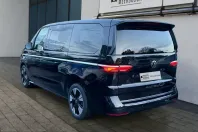 Volkswagen T7 Multivan din 2024 cu 9.900 km - oferta VOL231108 - foto 2