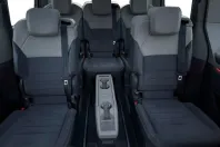 Volkswagen T7 Multivan din 2024 cu 9.900 km - oferta VOL231108 - foto 9