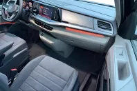 Volkswagen T7 Multivan din 2024 cu 9.900 km - oferta VOL231108 - foto 10