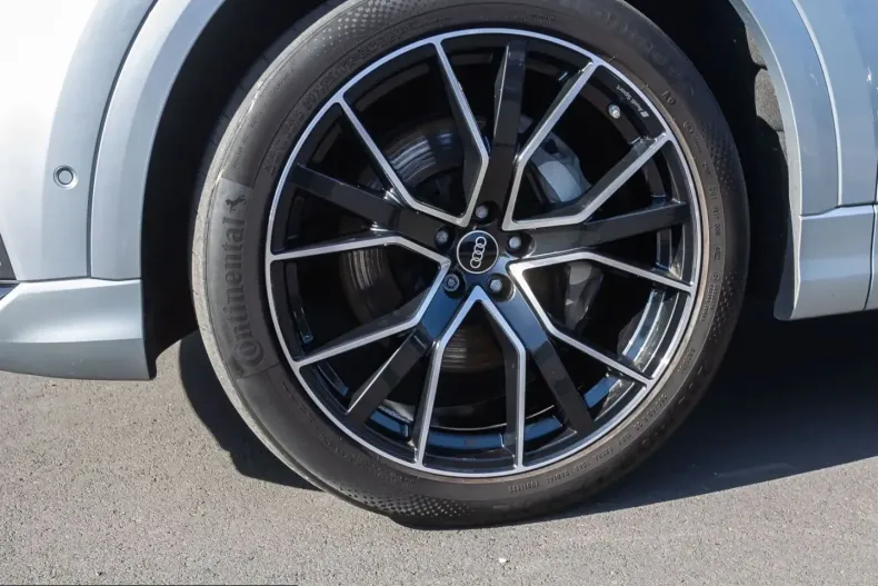 Audi Q8 din 2023 cu 51.460 km - oferta AUD231115 - foto 9