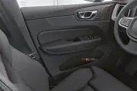 Volvo XC60 din 2025 cu 21.000 km - oferta VOL231119 - foto 10