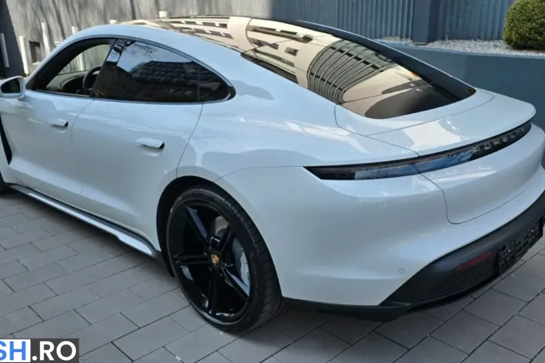 Porsche Taycan din 2023 cu 33.000 km - oferta POR231123 - foto 9