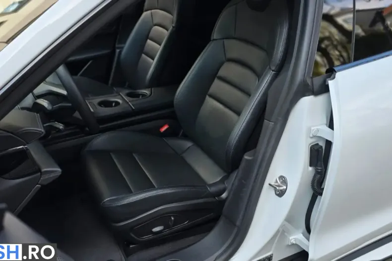 Porsche Taycan din 2023 cu 33.000 km - oferta POR231123 - foto 16