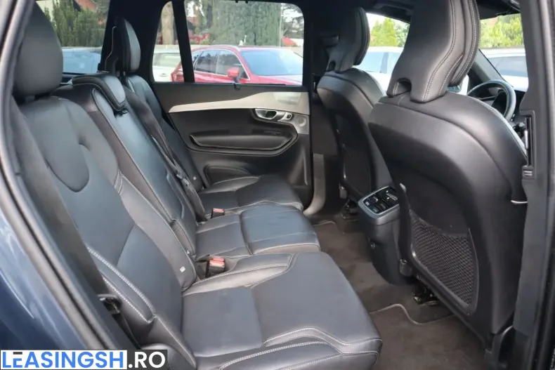 Volvo XC90 din 2024 cu 50.677 km - oferta VOL231124 - foto 11