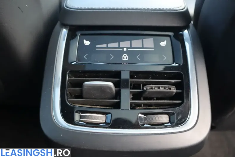 Volvo XC90 din 2024 cu 50.677 km - oferta VOL231124 - foto 12