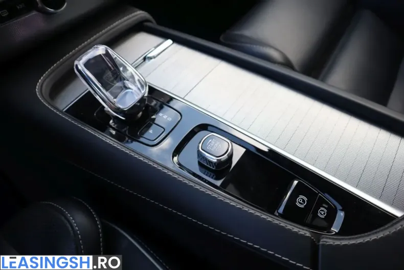 Volvo XC90 din 2024 cu 50.677 km - oferta VOL231124 - foto 20