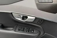Volvo XC90 din 2024 cu 69.932 km - oferta VOL231125 - foto 9