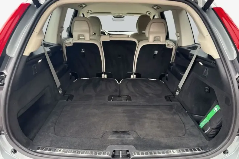 Volvo XC90 din 2024 cu 63.478 km - oferta VOL231126 - foto 12