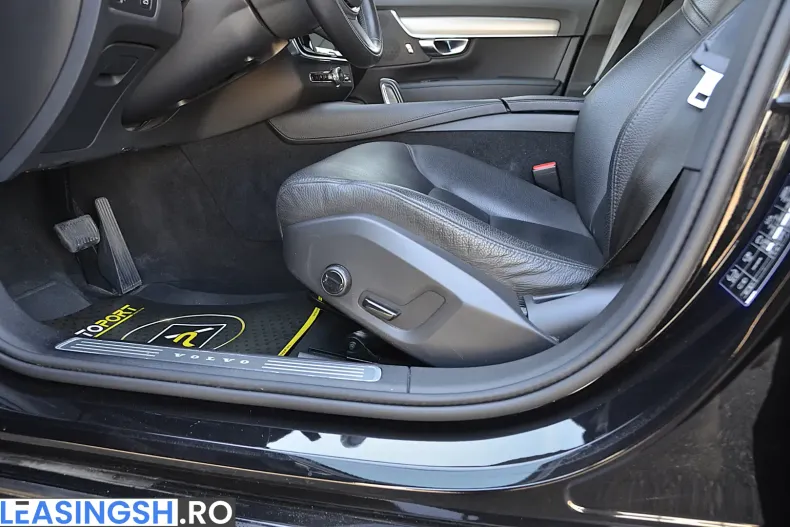 Volvo S90 din 2021 cu 83.059 km - oferta VOL231134 - foto 13