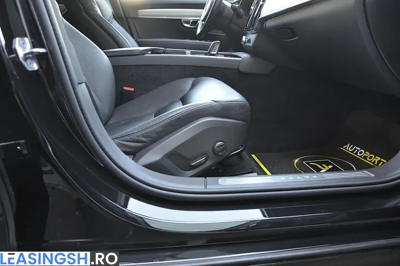 Volvo S90 din 2021 cu 83.059 km - oferta VOL231134 - foto 18