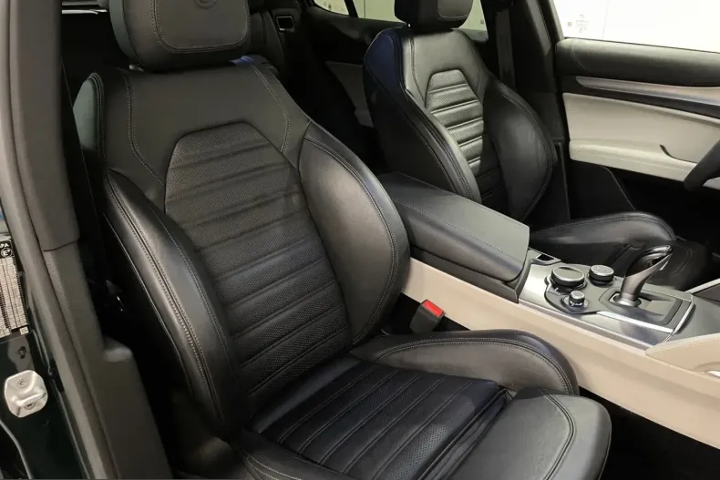 Alfa Romeo Stelvio din 2021 cu 26.795 km - oferta ALF231135 - foto 9