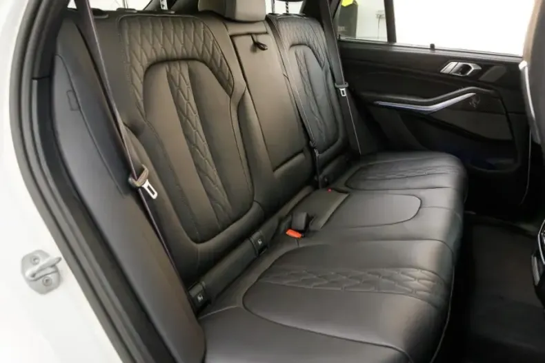 BMW X5 (Seria X) din 2023 cu 83.381 km - oferta BMW231136 - foto 17