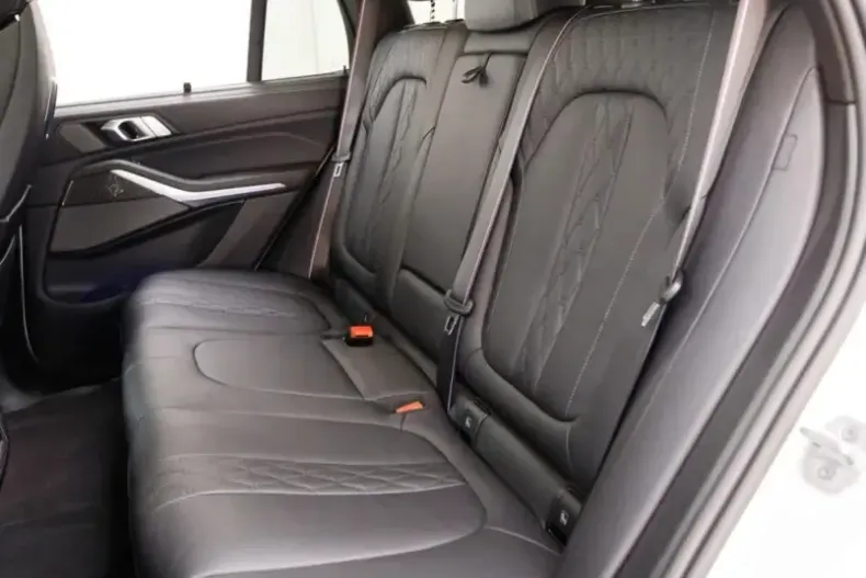 BMW X5 (Seria X) din 2023 cu 83.381 km - oferta BMW231136 - foto 22