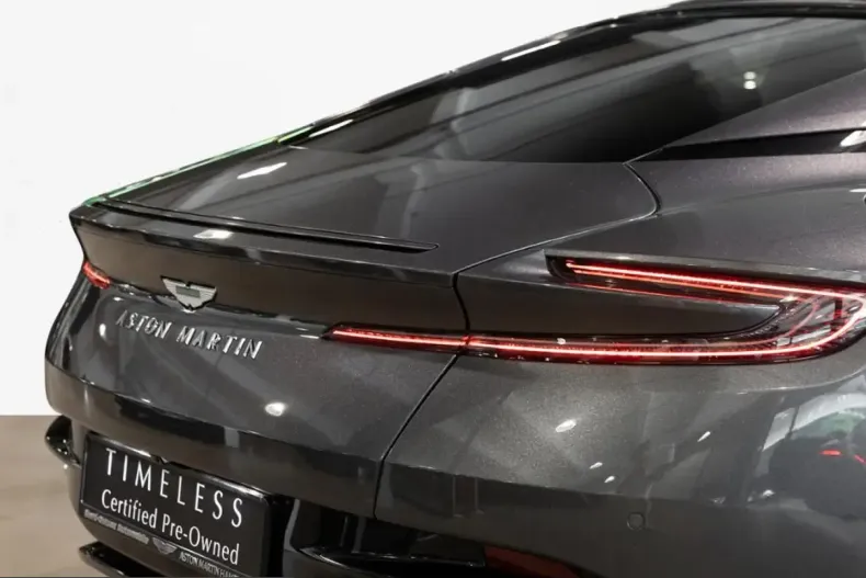 Aston Martin DB12 din 2024 cu 2.518 km - oferta AST231141 - foto 4