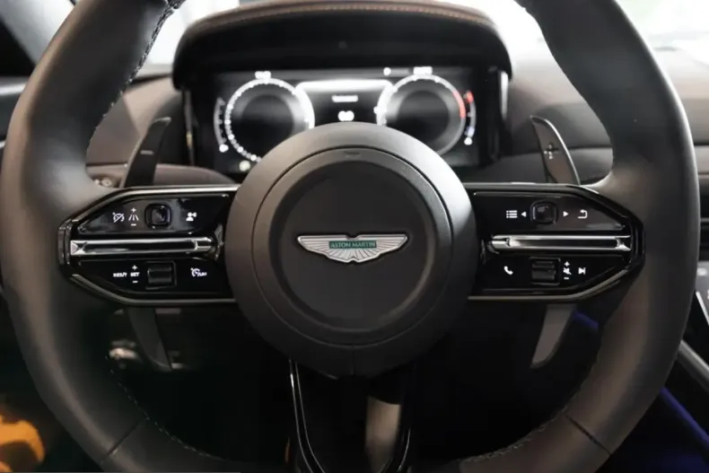 Aston Martin DB12 din 2024 cu 2.518 km - oferta AST231141 - foto 10