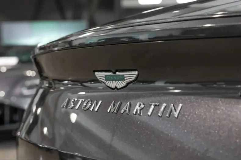 Aston Martin DB12 din 2024 cu 2.518 km - oferta AST231141 - foto 16