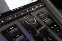 Aston Martin DB12 din 2024 cu 2.518 km - oferta AST231141 - foto 27