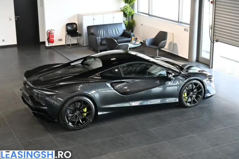 McLaren Artura din 2024 cu 19.500 km - oferta MCL231143 - foto 14