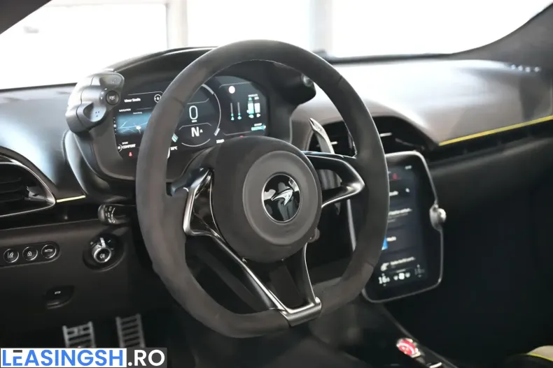 McLaren Artura din 2024 cu 19.500 km - oferta MCL231143 - foto 32
