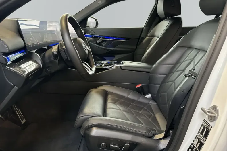 BMW 520 (Seria 5) din 2025 cu 19.831 km - oferta BMW231172 - foto 7