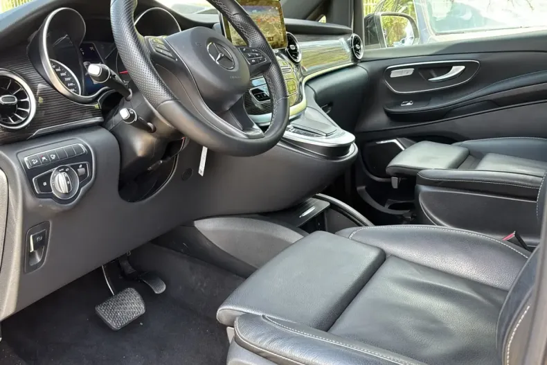 Mercedes-Benz V 250 (Clasa V) din 2024 cu 38.100 km - oferta MER231174 - foto 7