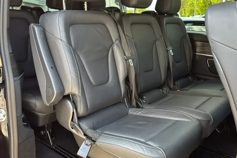 Mercedes-Benz V 250 (Clasa V) din 2024 cu 38.100 km - oferta MER231174 - foto 11