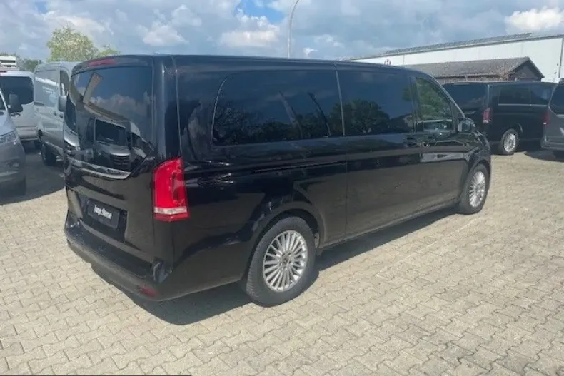 Mercedes-Benz V 300 (Clasa V) din 2023 cu 42.517 km - oferta MER231178 - foto 3