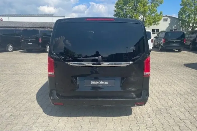 Mercedes-Benz V 300 (Clasa V) din 2023 cu 42.517 km - oferta MER231178 - foto 5