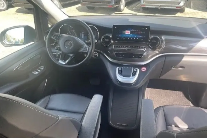 Mercedes-Benz V 300 (Clasa V) din 2023 cu 42.517 km - oferta MER231178 - foto 11