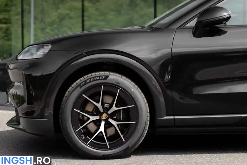 Porsche Cayenne din 2026 cu 2.900 km - oferta POR231184 - foto 6