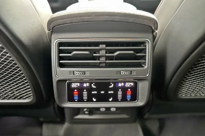 Audi RSQ8 din 2024 cu 10.590 km - oferta AUD231198 - foto 28