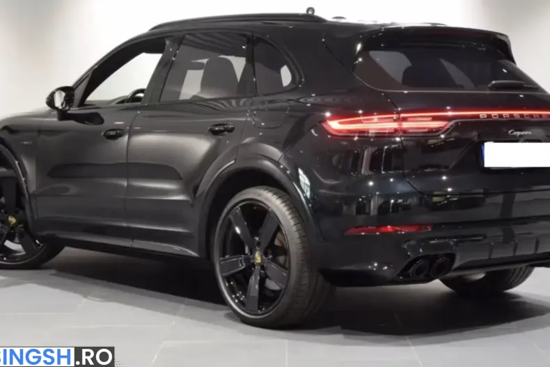 Porsche Cayenne din 2022 cu 63.808 km - oferta POR231207 - foto 1