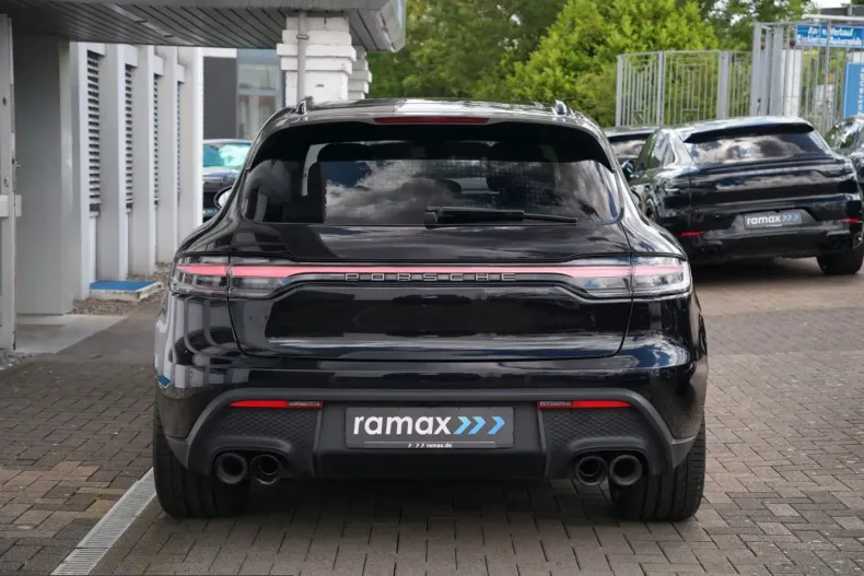 Porsche Macan din 2023 cu 20.000 km - oferta POR231208 - foto 3