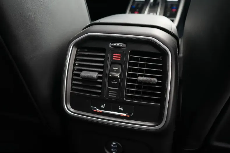 Porsche Macan din 2023 cu 20.000 km - oferta POR231208 - foto 37