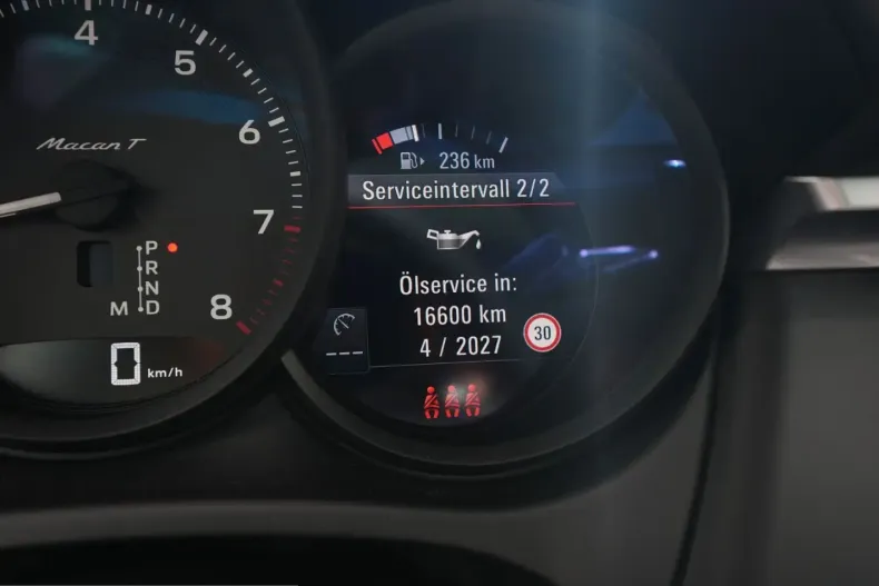 Porsche Macan din 2023 cu 20.000 km - oferta POR231208 - foto 42