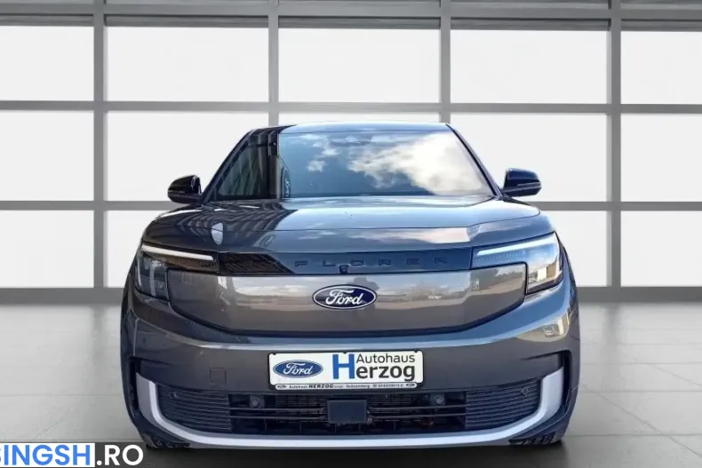 Ford Explorer din 2025 cu 5.400 km - oferta FOR231227 - foto 2