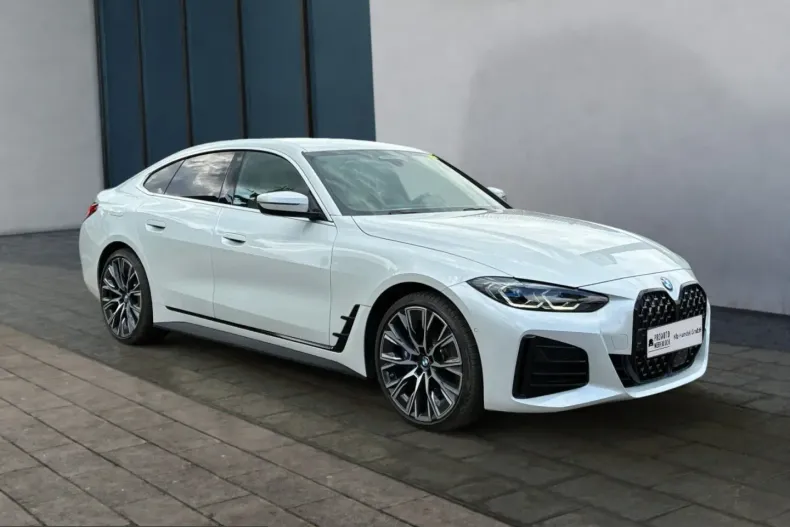 BMW 430d (Seria 4) din 2024 cu 8.894 km - oferta BMW231236 - foto 1