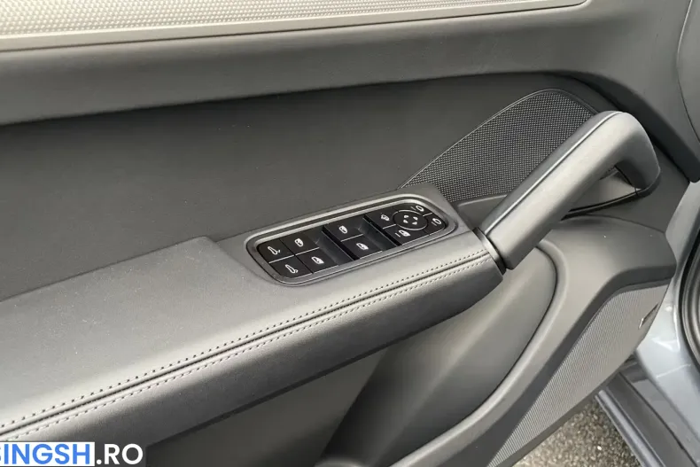 Porsche Cayenne din 2026 cu 6.900 km - oferta POR231239 - foto 15