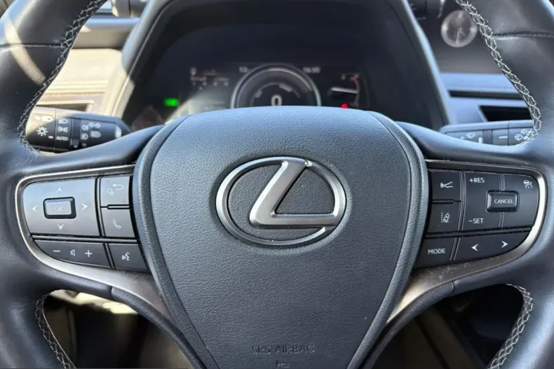 Lexus UX din 2022 cu 46.508 km - oferta LEX231246 - foto 12