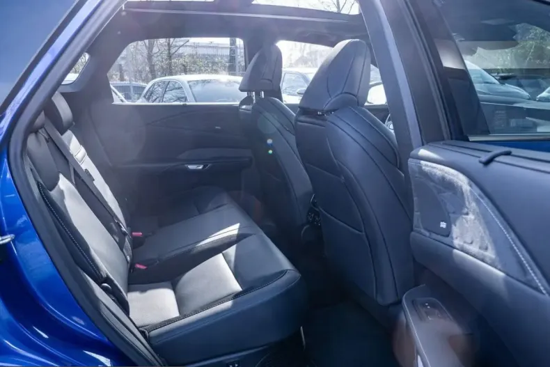 Lexus RX 500 din 2023 cu 31.191 km - oferta LEX231248 - foto 13