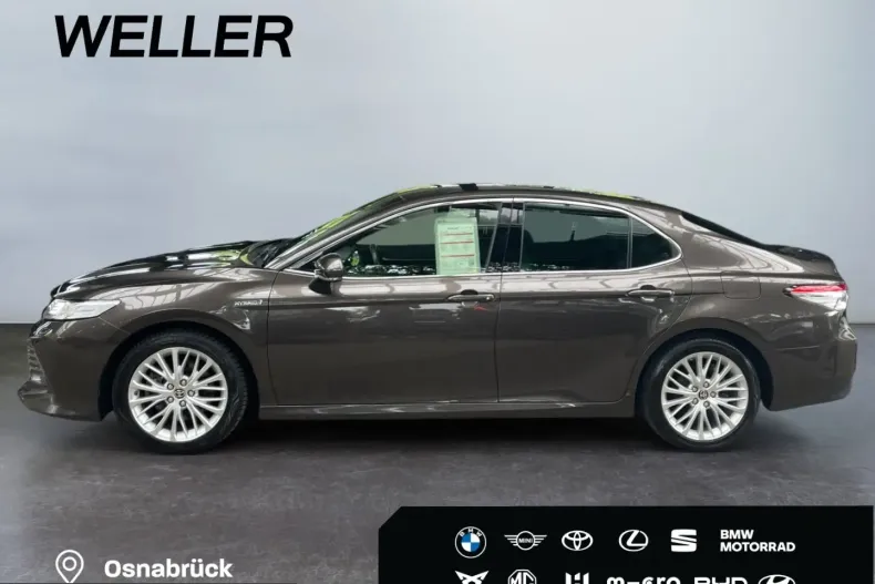 Toyota Camry din 2021 cu 102.736 km - oferta TOY231250 - foto 4
