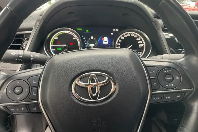 Toyota Camry din 2021 cu 102.736 km - oferta TOY231250 - foto 11