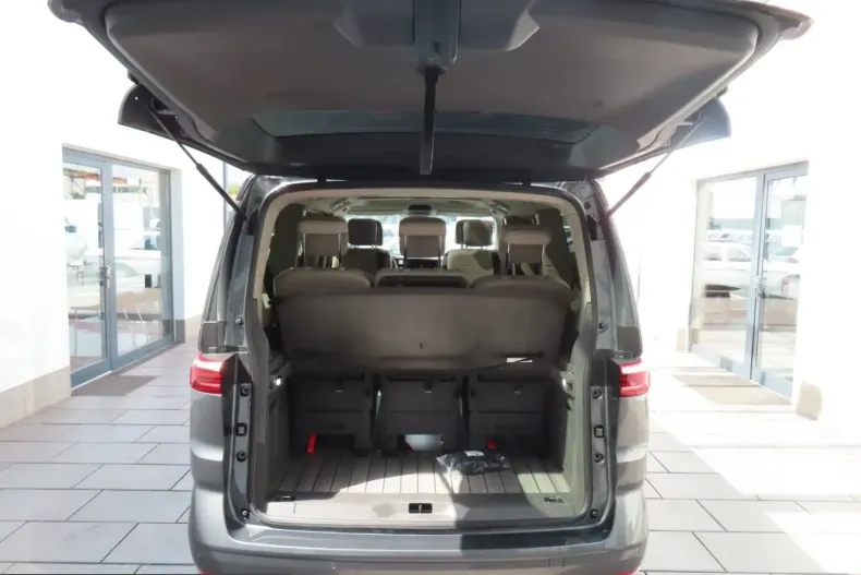 Volkswagen T7 Multivan din 2025 cu 3.500 km - oferta VOL231252 - foto 7