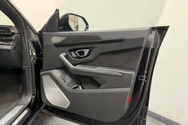 Lamborghini Urus din 2023 cu 28.252 km - oferta LAM231259 - foto 20