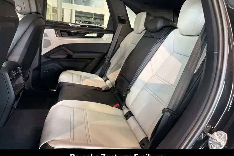 Porsche Cayenne din 2024 cu 24.200 km - oferta POR231269 - foto 12