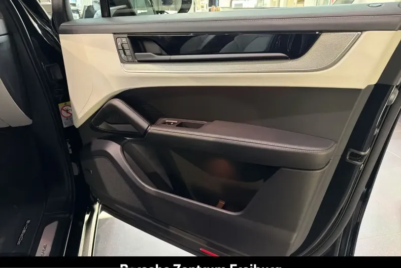 Porsche Cayenne din 2024 cu 24.200 km - oferta POR231269 - foto 29