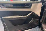 Porsche Cayenne din 2024 cu 48.500 km - oferta POR231280 - foto 10